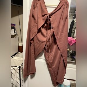 Solid Pocket Cape Detail Ties Pants